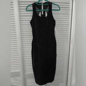 Lululemon Globetrotter Dress
BRAND NEW - never worn